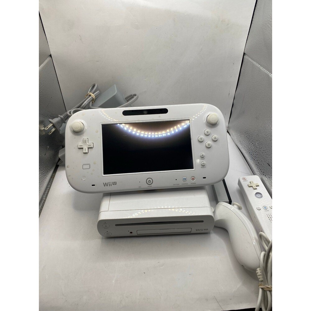 Nintendo Wii U White 8GB Gamepad Wiimote Sensor Cords Tested Authentic WiiU